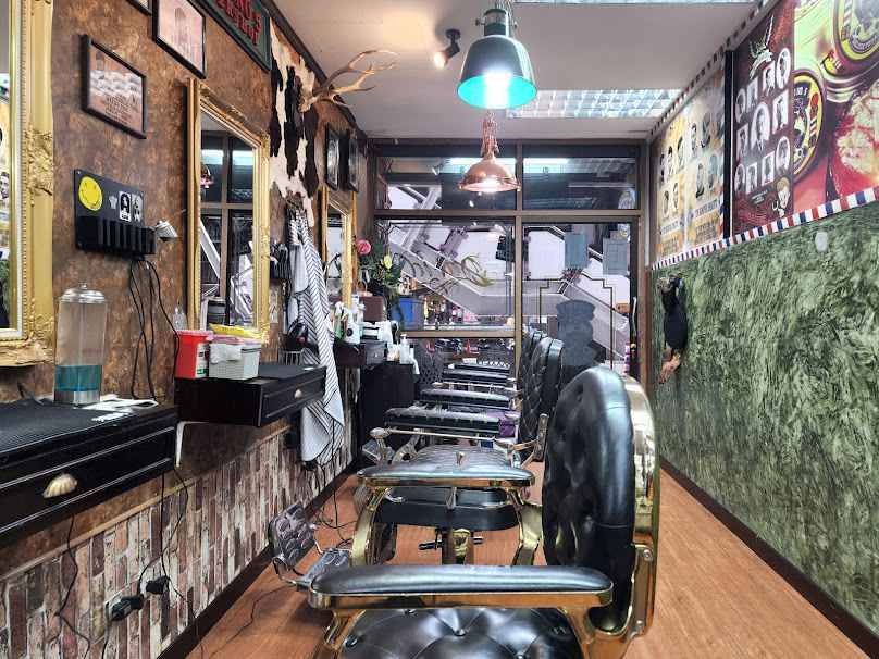 David No.5 Barbershop Silom - 4