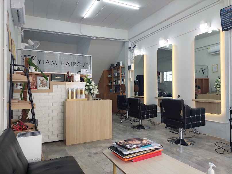 ร้าน​ตัดผม​ เยี่ยมแฮร์​คัท​โคราช​