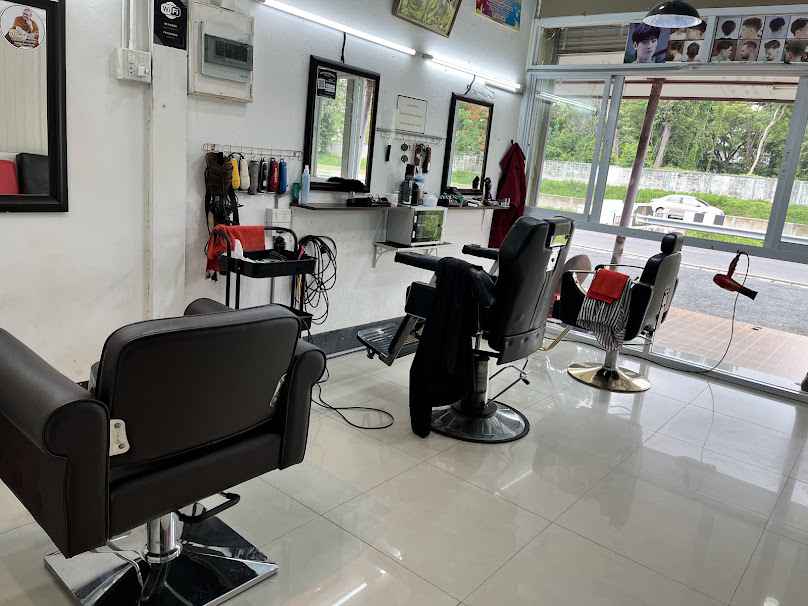 ร้านตัดผมAROM BARBERSHOP - 3