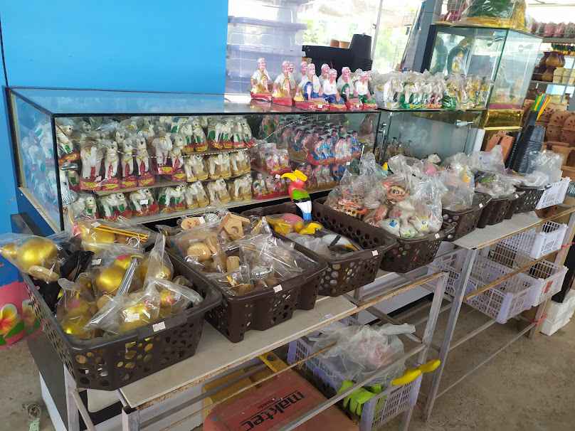 ร้านต้นไม้-สวนหงาช้างเผือกพันธุ์ไม้-อำเภอปราสาท จังหวัดสุรินทร์ - 2