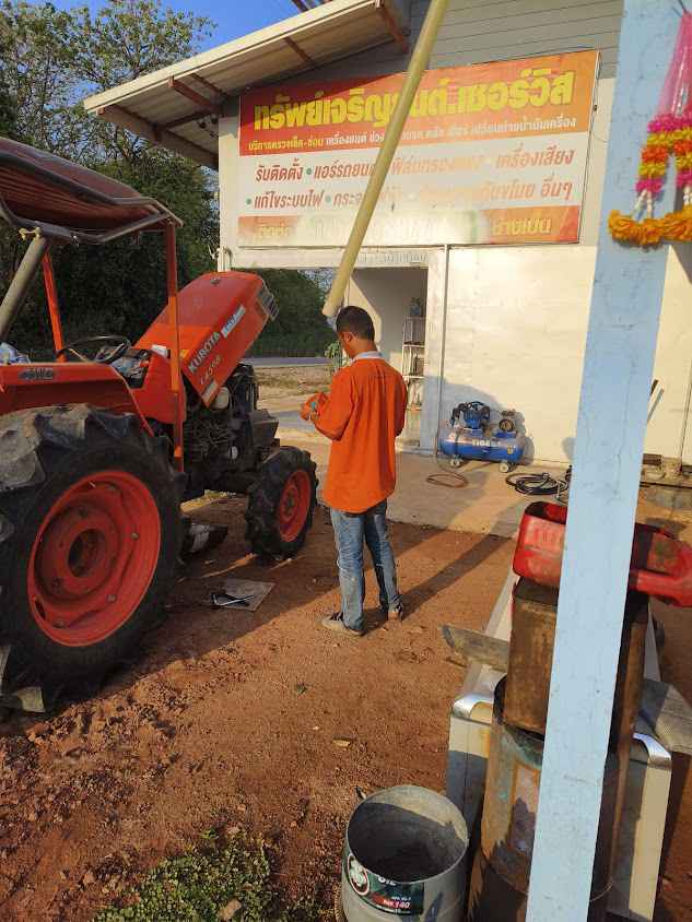 ร้านทรัพย์เจริญยนต์ ปะยาง มอไชด์ ช่อมรถยนต์