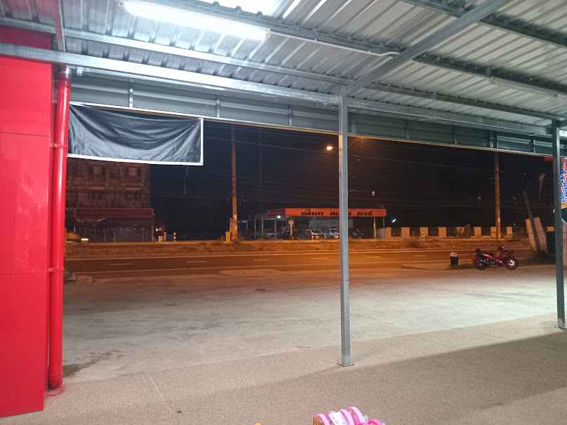 ร้านทองหล่อวัสดุก่อสร้าง - 2