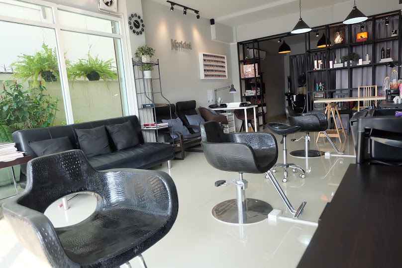 ร้านทำผมก่อเกียรติ