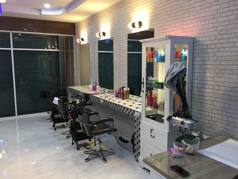 ร้านทำผมนิลยา Nilaya Hair Salon - 2