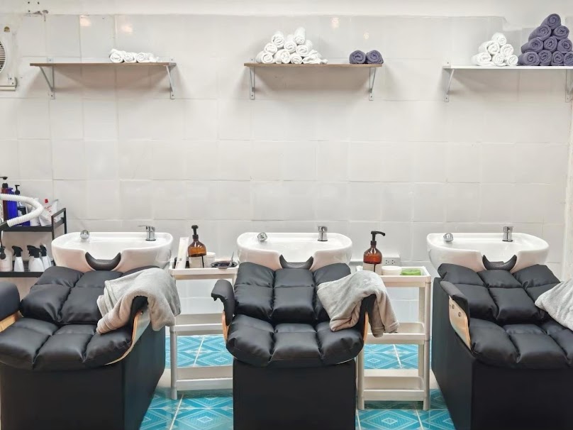 ร้านทำผมระยอง Salon The Zee Junior ร้านทำผม ต่อผมระยอง ต่อขนตา ทำเล็บ นวดหน้า บริการความสวยครบวงจร