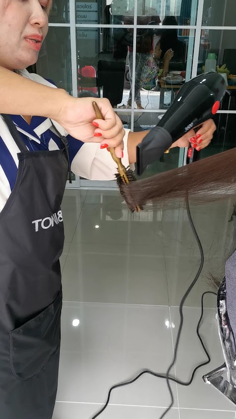 ร้านทำผม​ คุณ​กวาง​Beauty - 2