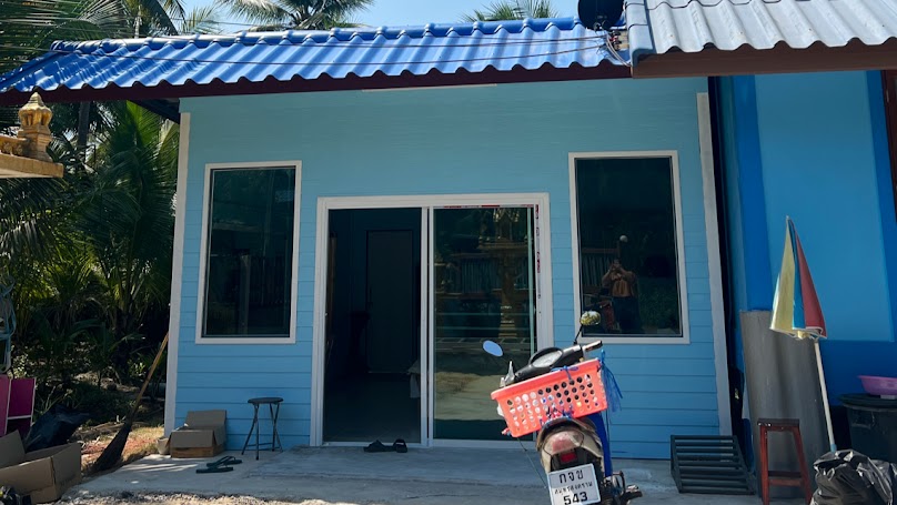 ร้านทำผม "เเพรว"