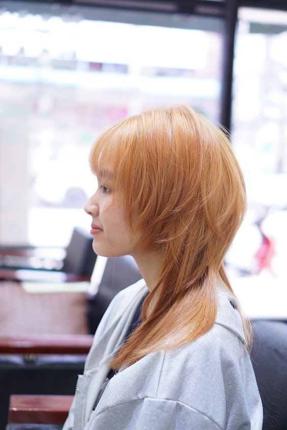 Hair Salon 2 + 1, Nakhon Sawan. Branch Arrtkwi