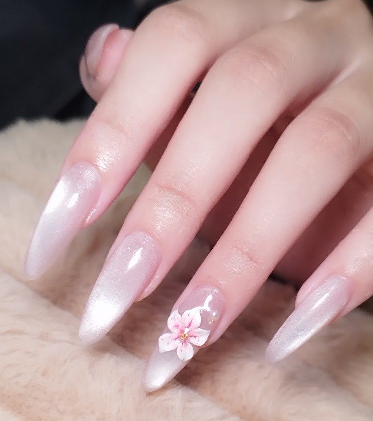 Love's Nail studio - 2