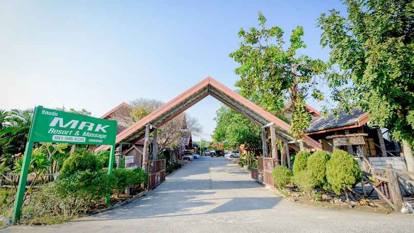 ร้านนวดแผนไทยแหม่มรถขุด MRK Thai Traditional Massage