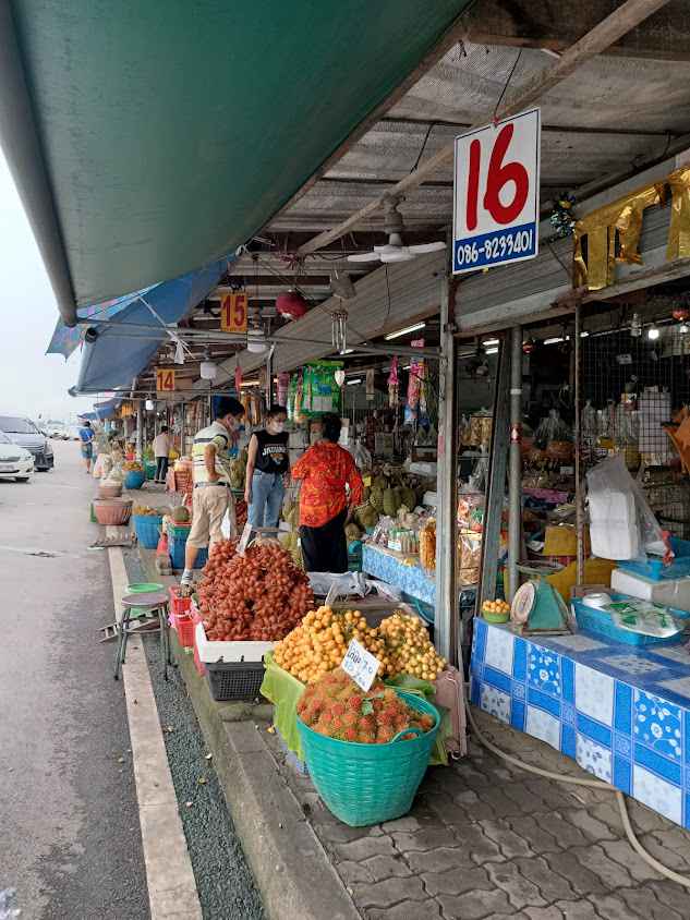 ร้านน้องพลอย&เพลง ตลาดผลไม้เนินสูง - 2