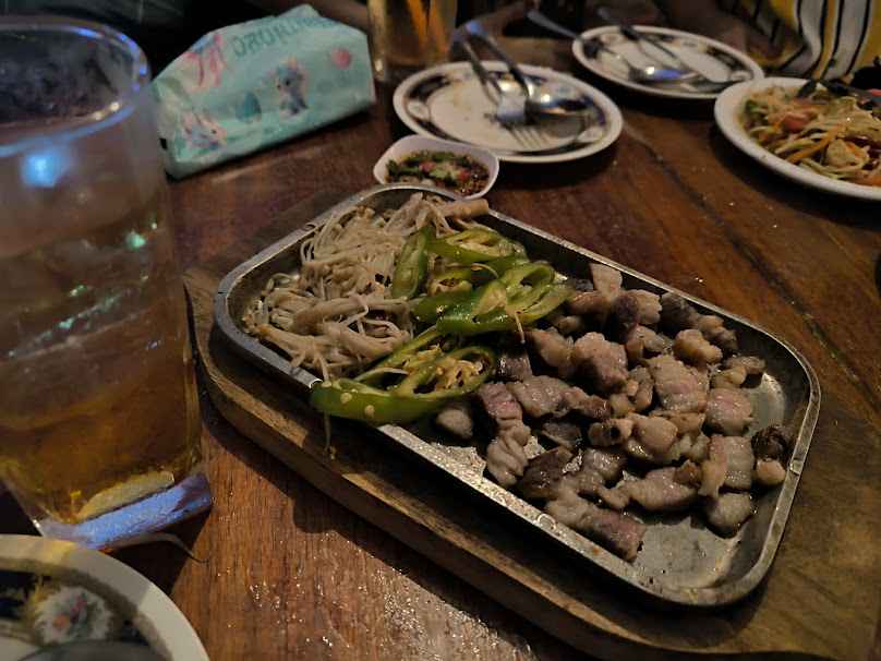 ร้านบาร์นั่งเล่น@พระแท่น - 2
