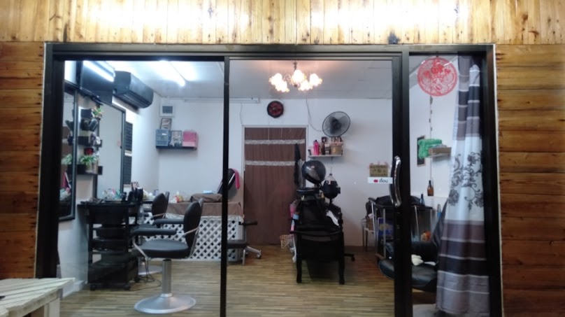 ร้านปลาทอง​ บิวตี้​ เสริมสวยชัยนาท - 3