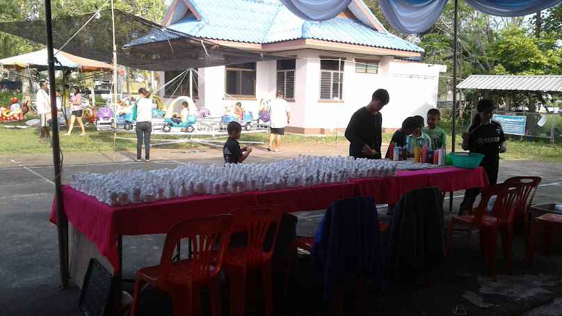 ร้านปั้นปูน