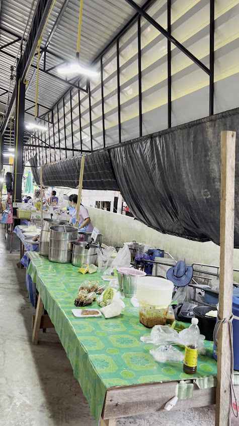 Chumphon Food Market - 2