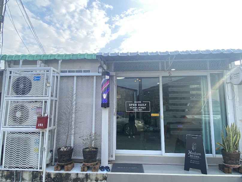 ร้านมาดามแฮร์ซาลอน ร้านเสริมสวยในหมู่บ้านการเคหะเพชรบูรณ์