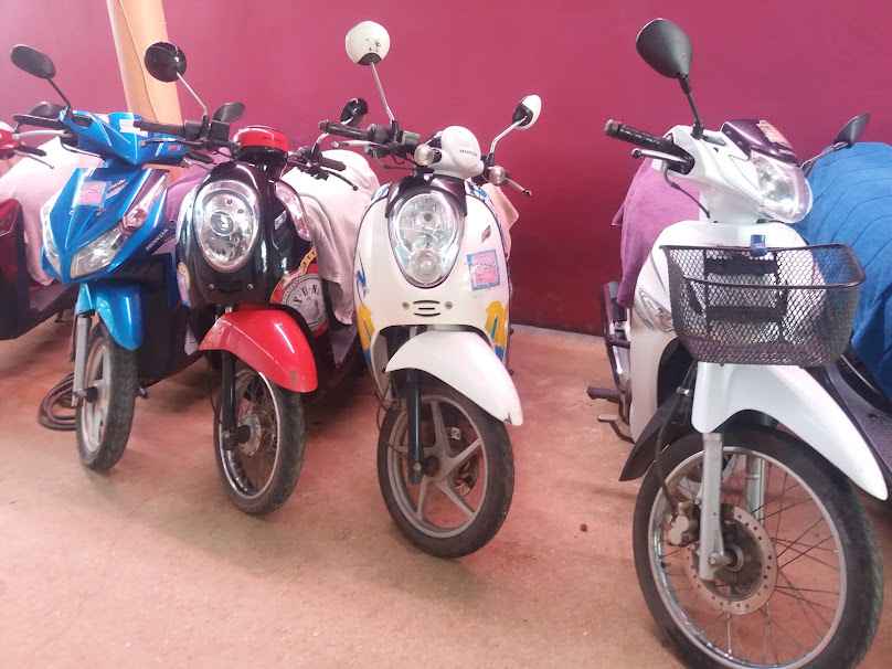 ร้านรถเช่าเรืองศรีศิริ RueangSrisiri motorbike for rent