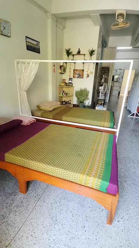 ร้านรักษ์ภิรมณ์นวดเพื่อสุขภาพ - 3