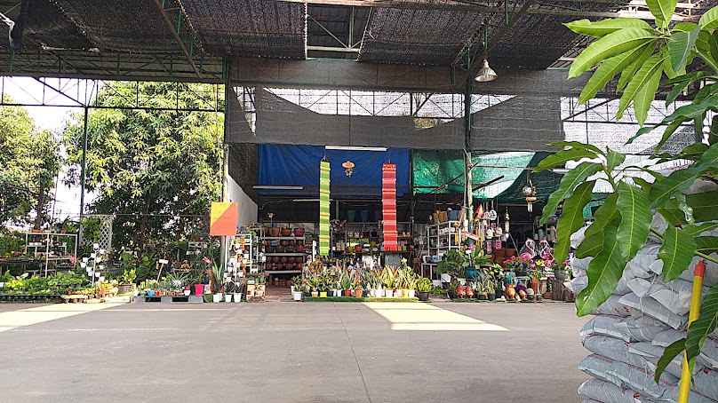 ร้านรุ่งการ์เด้นท์ช้อป(คุณรุ่ง)