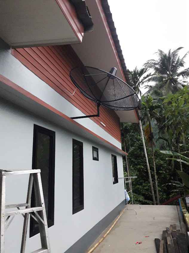 ร้านลานสกาแอร์ขายแอร์บ้าน กล้องวงจรปิด จานดาวเทียมและ ระบบโซล่าเซลติดตั้ง ล้าง ซ่อม ย้าย - 2