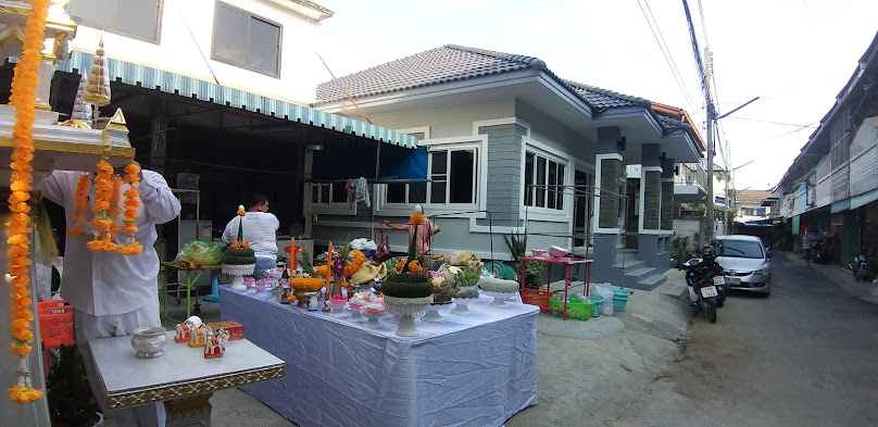 ร้านสนิทซักแห้ง - 2