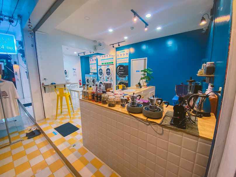 ร้านสะดวกซักอบผ้า Wash&dry Station สกลนคร - 3