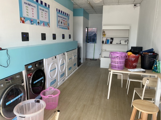 ร้านสะดวกซัก cmonwash - 4