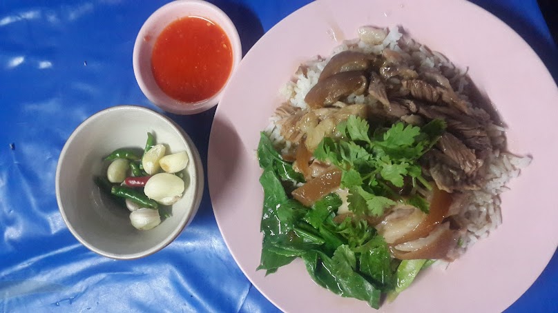ร้านอาหารกลุ่มแม่บ้านวัดเหนือ
