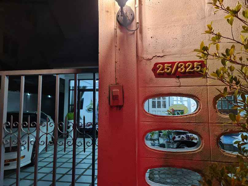 ร้านเช่าชุดไทยรำไทย นพเก้านาฏศิลป์ - 2