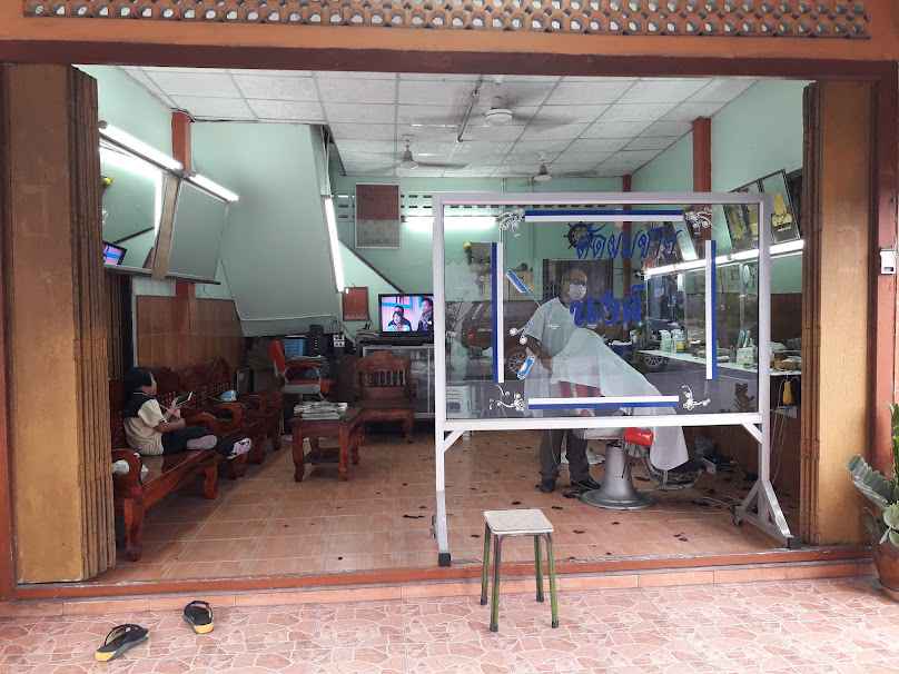 ร้านเพื่อนบาร์เบอร์ โดยนายสุรินทร์ ทิพย์กองราษฎร์ - 4