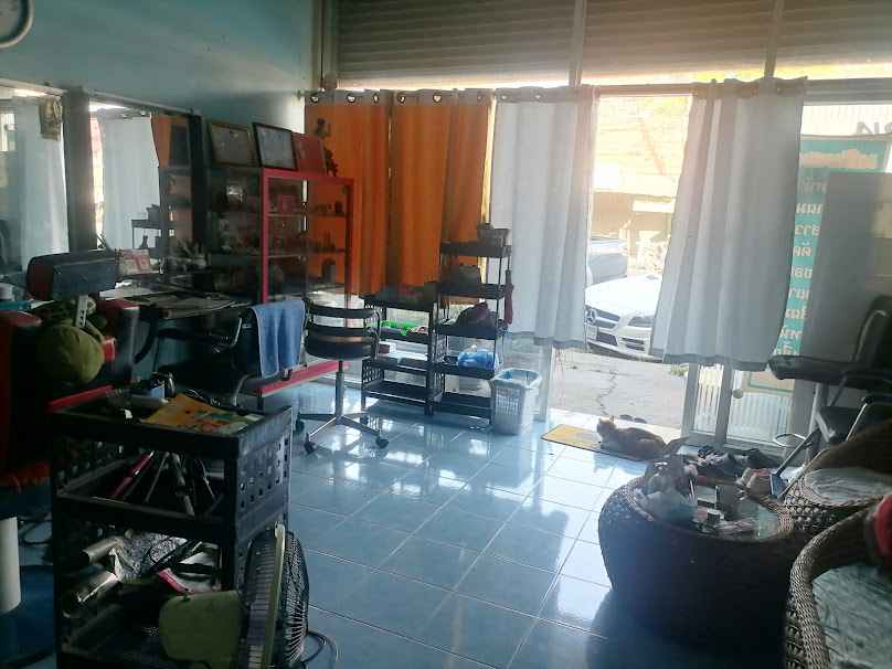 ร้าน​เฟื่องฟ้า​บิวตี้​ - 2