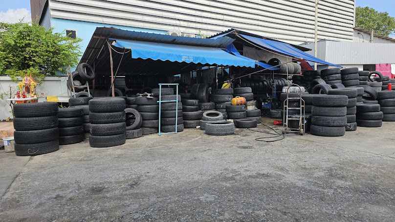 ร้านเล็กยางยนต์ รับปะเปลี่ยนยางนอกสถานที่เปิดตลอด 24 ชั่วโมง
