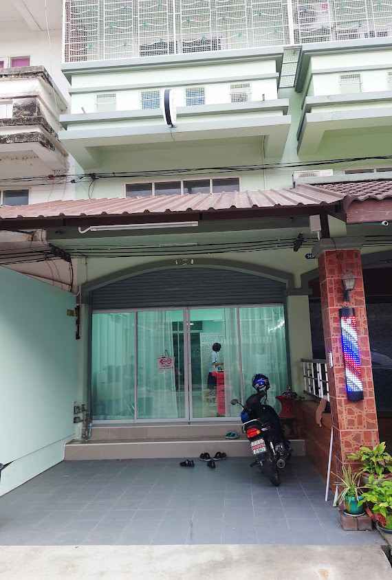 ร้านเสริมสวยกระปุกข้าว