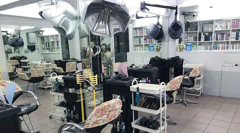 ร้านเสริมสวยคุณผู้หญิง อ.อู๊ด - 2
