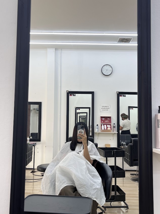 ร้านเสริมสวยซาลอน24 ภูเก็ต ถลางสี่แยกท่าเรือ Salon24 phuket ศูนย์ยืดผมเคราติน ซ่อมผมเสีย ดัดดิจิตอล ทำสีผม