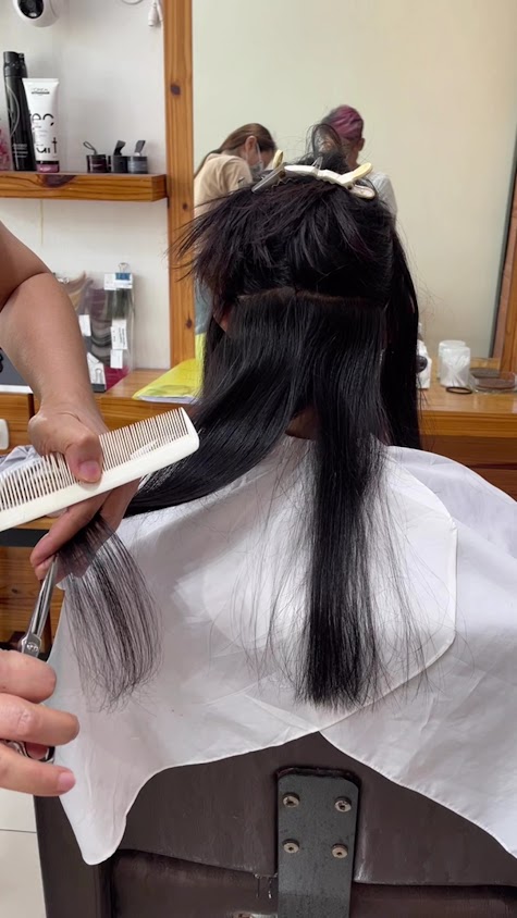 This salon hair cut Sakon. - 3