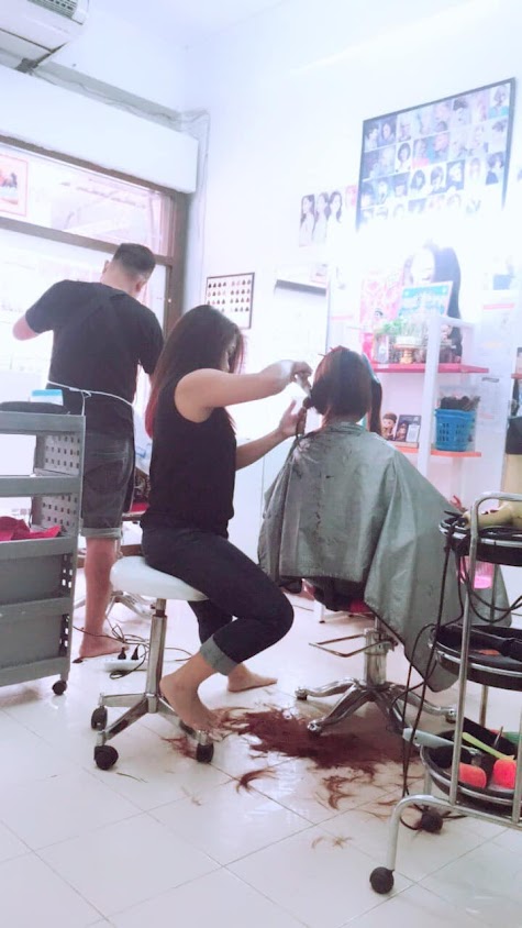 ร้านเสริมสวยน้องโอ๋ ประชาสโมสร - 2