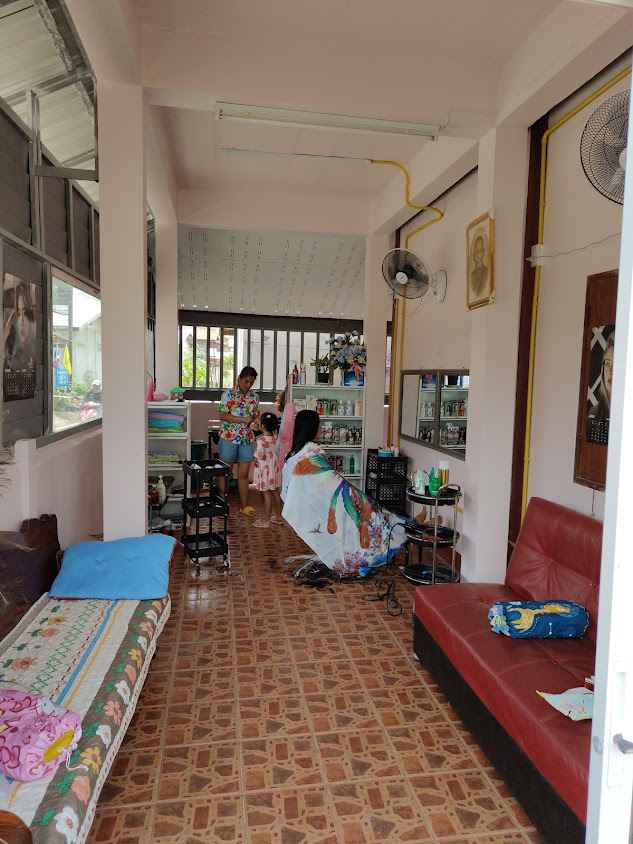 ร้านเสริมสวยน้อยซาลอน บ้านแกเปะ - 1