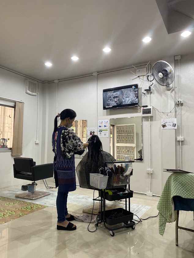 ร้านเสริมสวยบัวสีชมพู