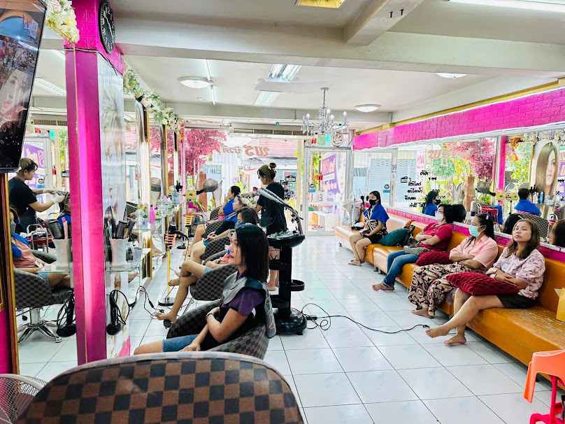 ร้านเสริมสวยพรบิวตี้ สักคิ้ว - 2