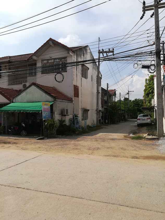 ร้านเสริมสวยพวงแก้ว