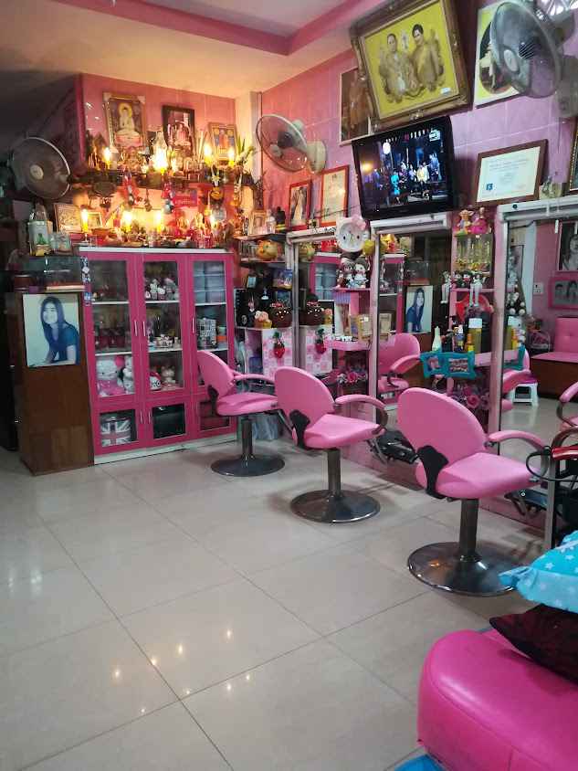 ร้านเสริมสวยมนธิชาสวยแล้วบอกต่อ