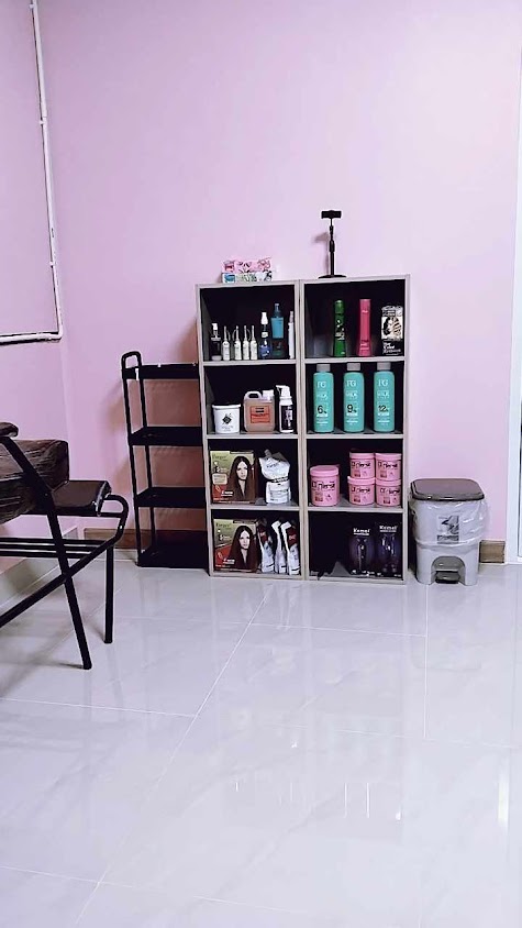 ร้านเสริมสวยลาล่า บิวตี้