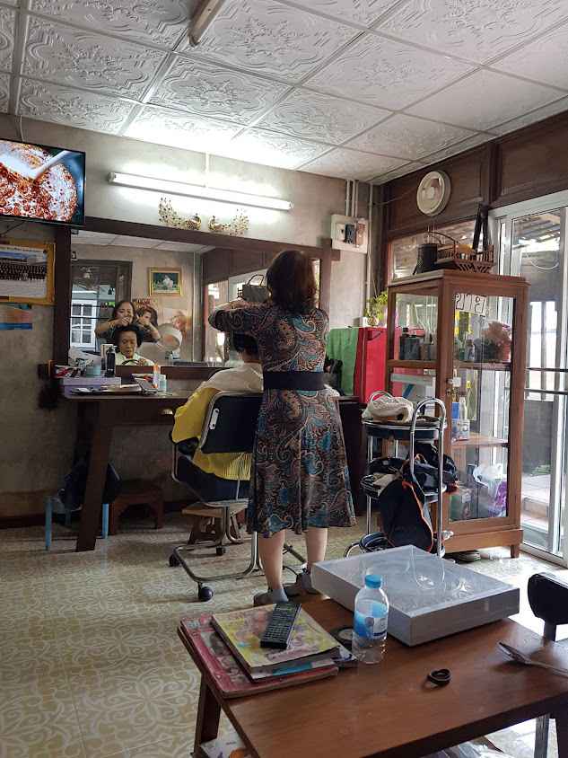 ร้านเสริมสวยวลัย - 2