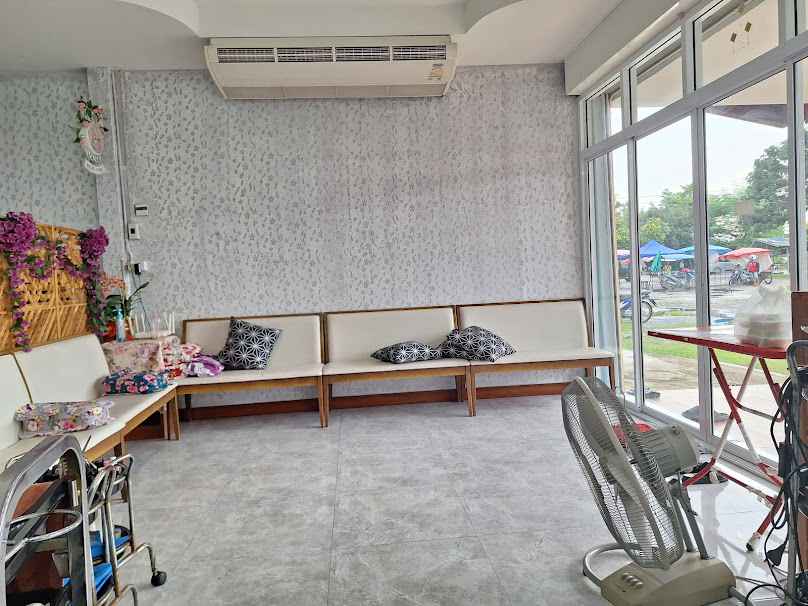 ร้านเสริมสวยวารุณี - 2
