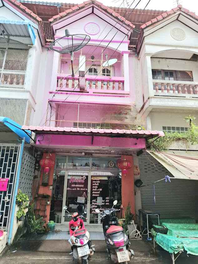 ร้านเสริมสวยศิริรัตน์บิวตี้อำเภอบางมูลนาก - 3