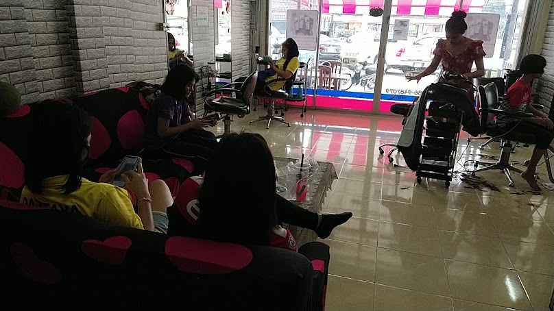ร้านเสริมสวยหรรษาบิวตี้ กู้กู ภูเก็ต สาขา1 - 4