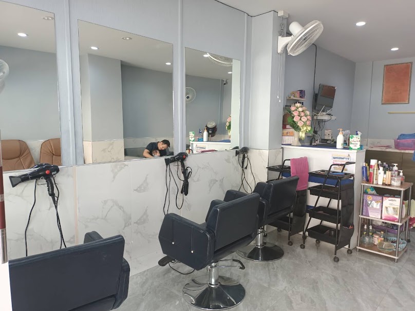 ร้านเสริมสวยออง