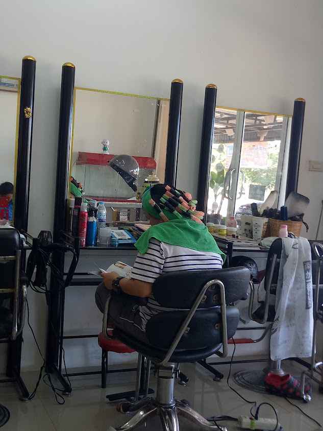 ร้านเสริมสวยอังคณาเมคอัพแฮร์ดีไซน์ - 2