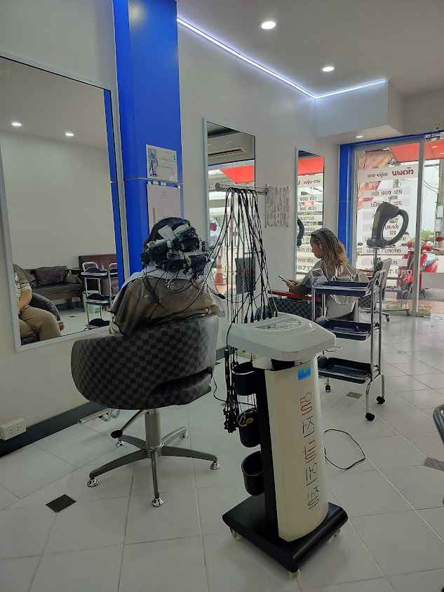 ร้านเสริมสวยเพ็ญเเฮร์คัท - 4